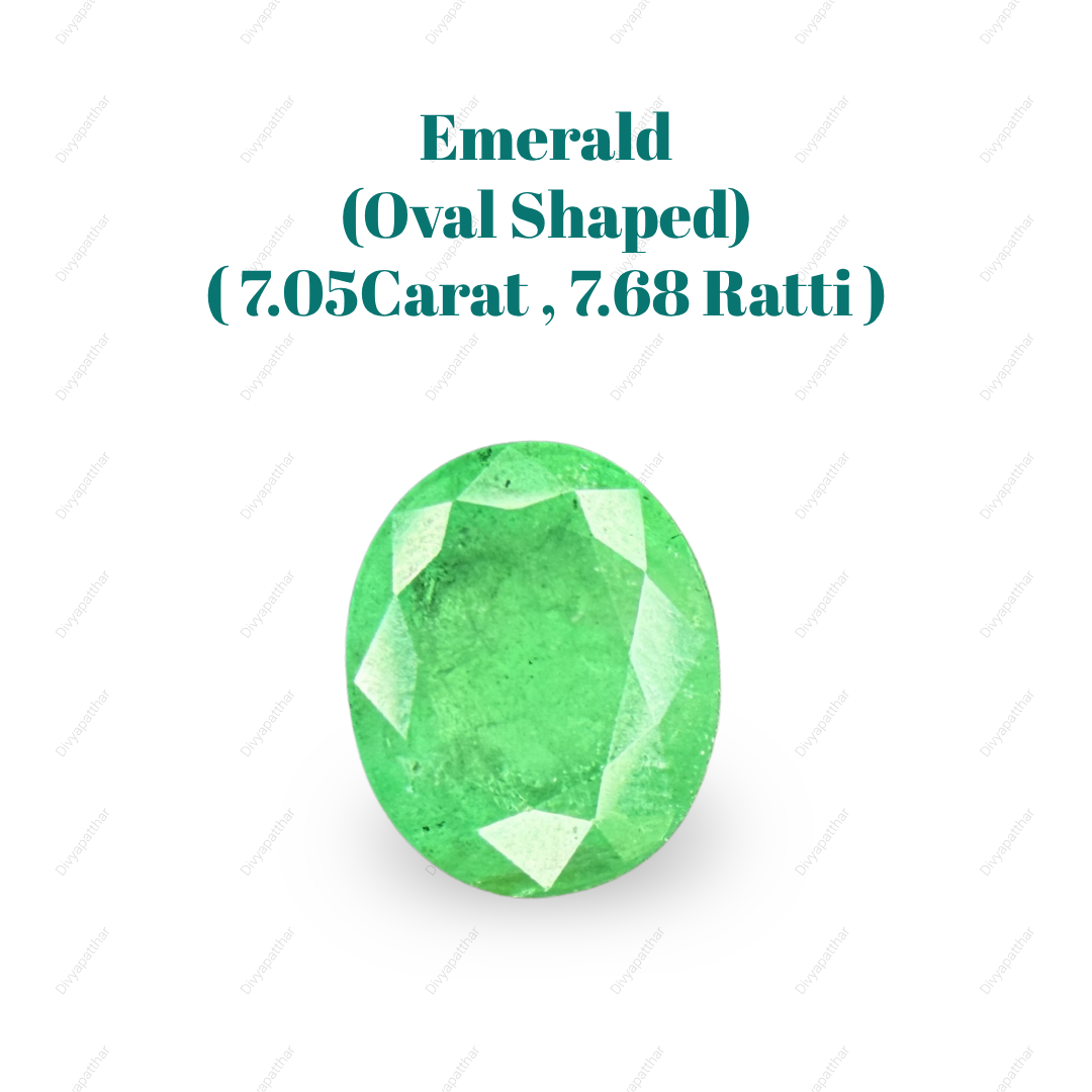 Natural Emerald (Panna) Gemstone – Oval Shape (7.05 Carat | 7.68 Ratti | 13 × 10.6 × 7.8 mm)